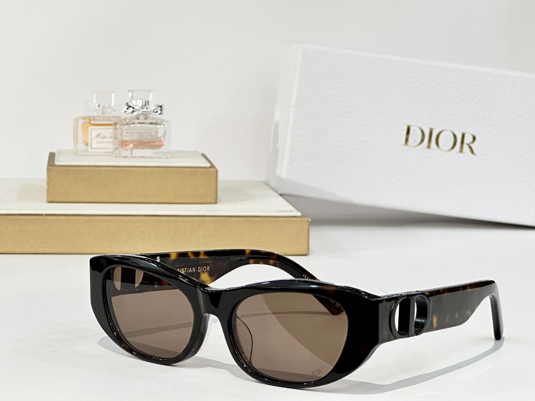  Dio*
Mod30MONTAIGNE S9U
SIZE：53口17-130
