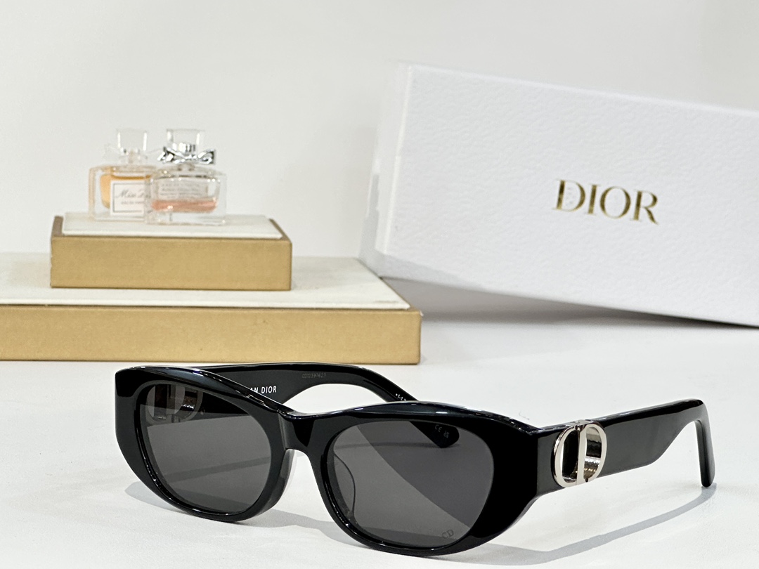  Dio*
Mod30MONTAIGNE S9U
SIZE：53口17-130
