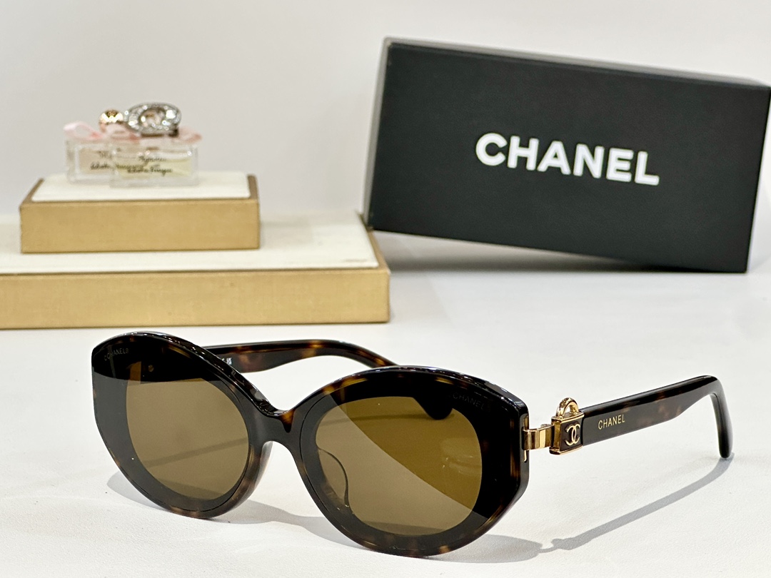  CHANEL
MOD：6075
Size：60口15 145
