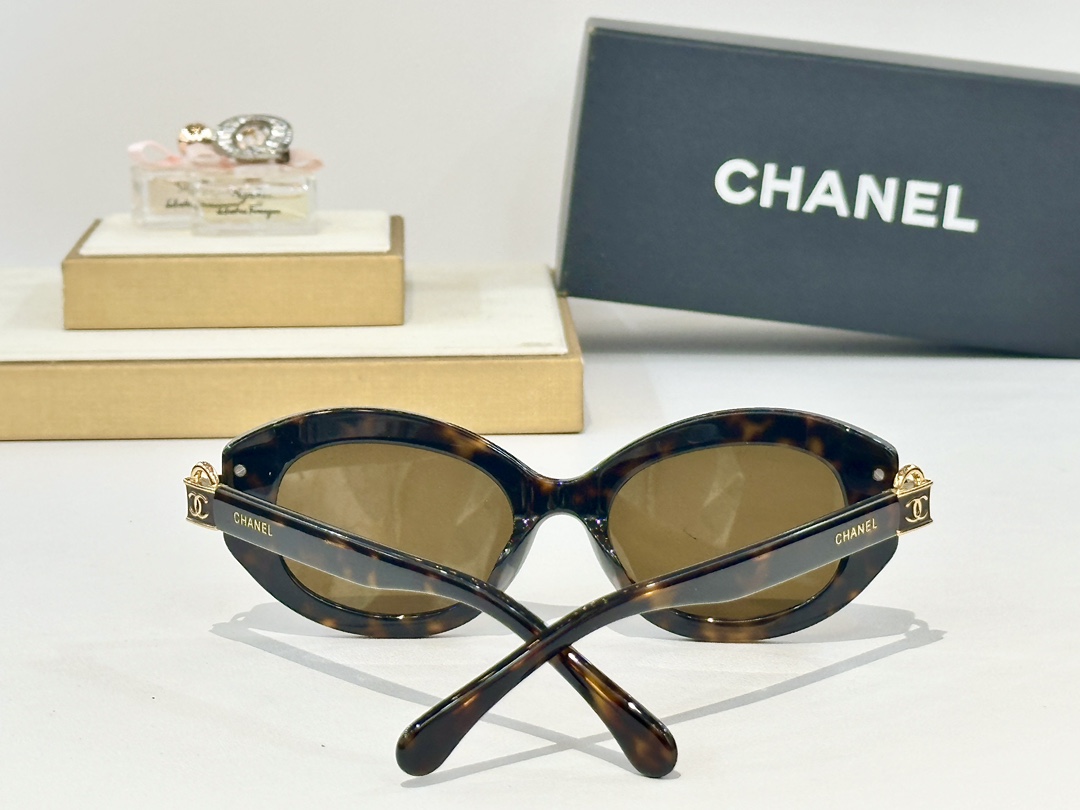  CHANEL
MOD：6075
Size：60口15 145
