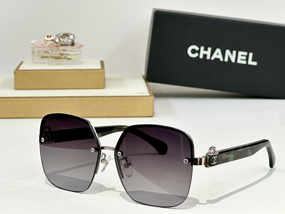  CHANEL
MOD：6072
Size：59口14 145
