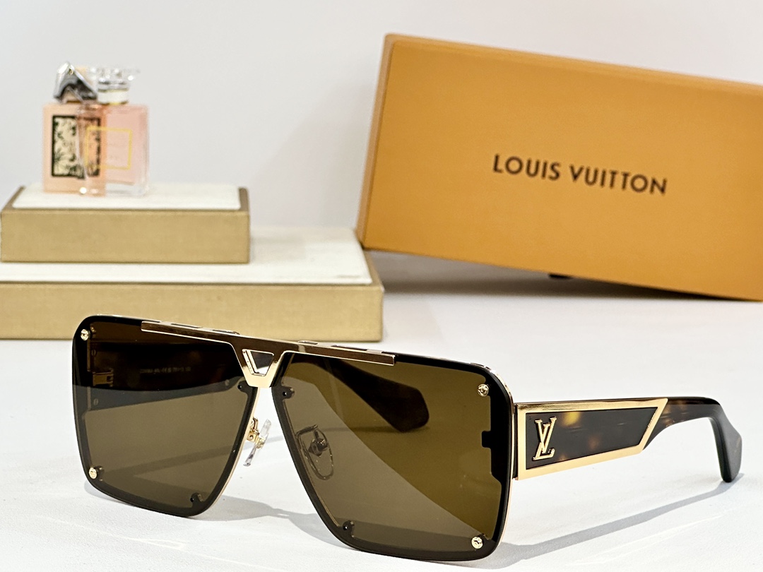  LOUIS VUITTO*
MOD：Z2615U
Size70口13 150
