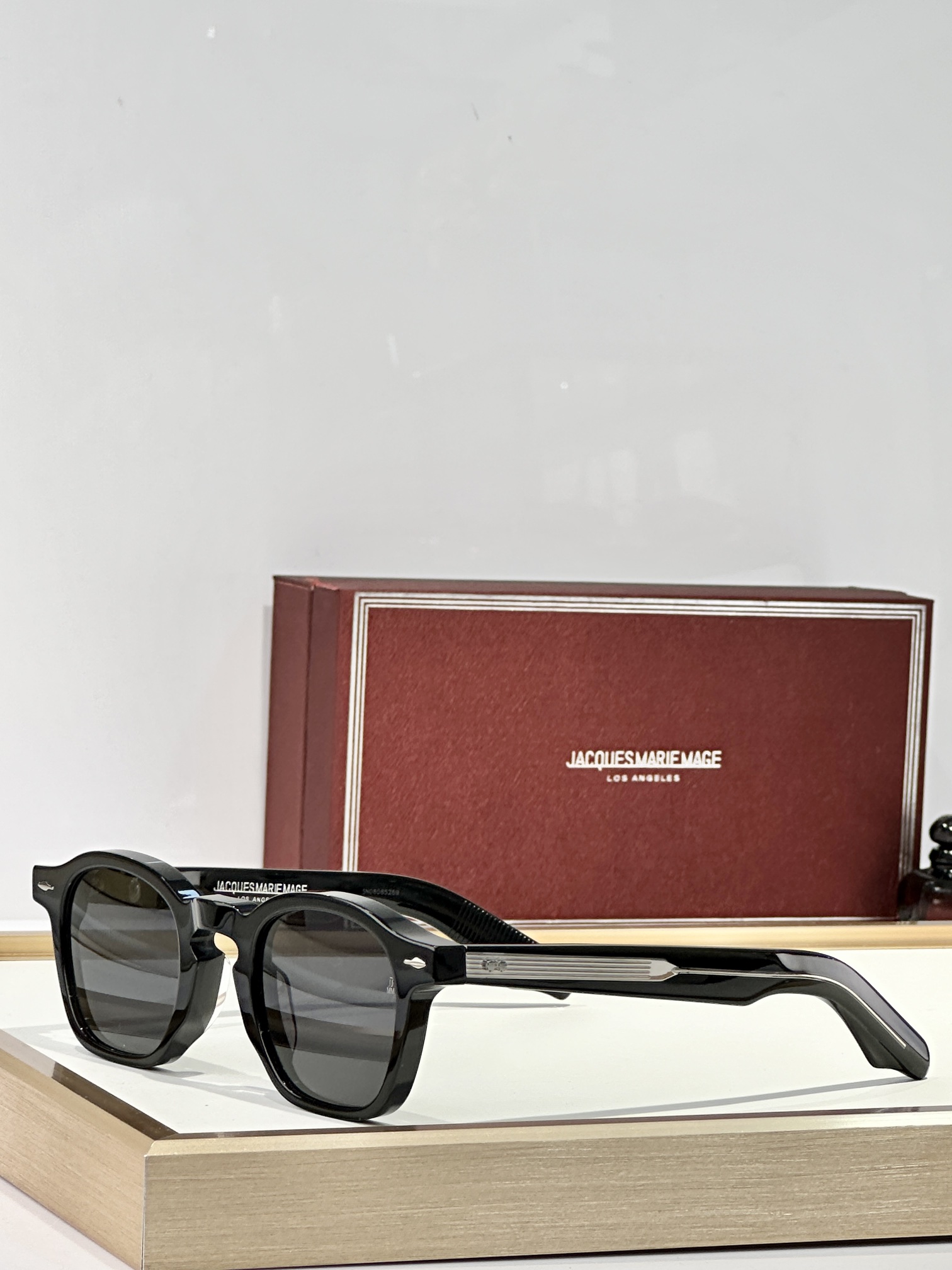  Jacques Marie Mage
Mod：ZePhirin
Size：47-26-146
