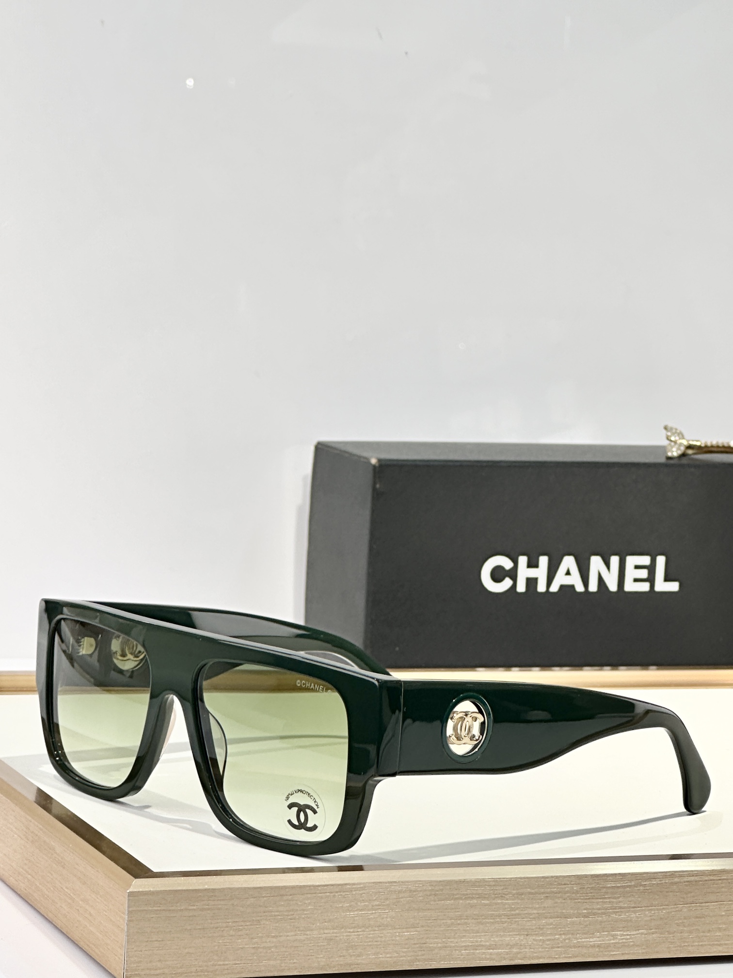  CHANEL
MOD：5549
Size：55口18 148
