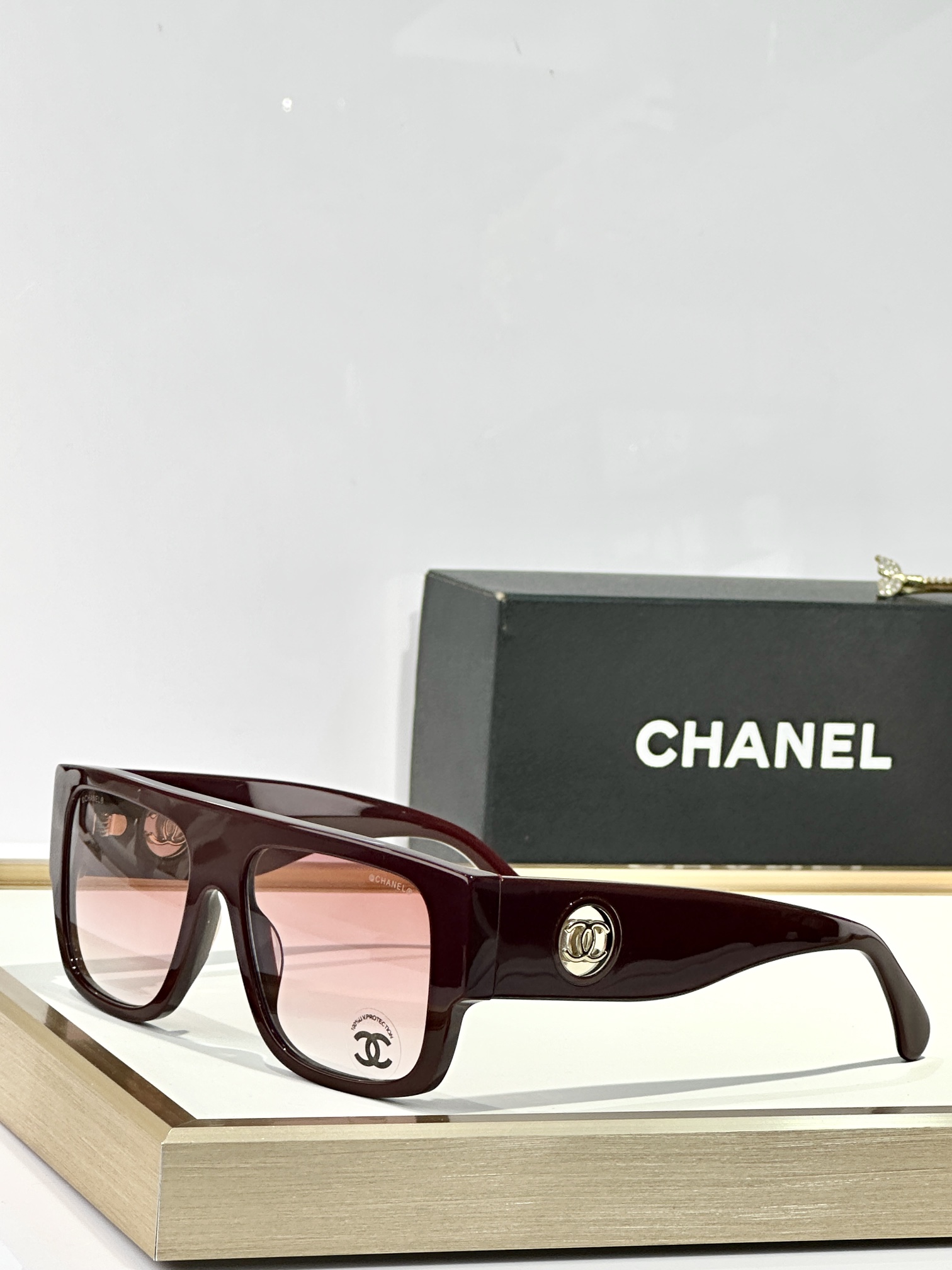  CHANEL
MOD：5549
Size：55口18 148
