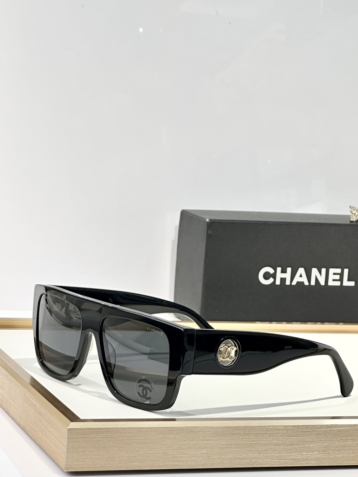  CHANEL
MOD：5549
Size：55口18 148
