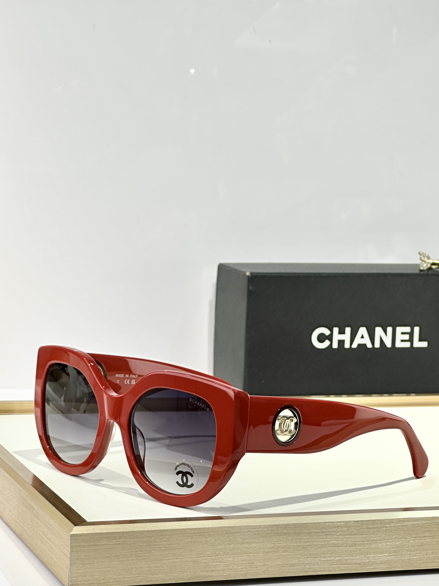  CHANEL
MOD：5550
Size：54口21 147
