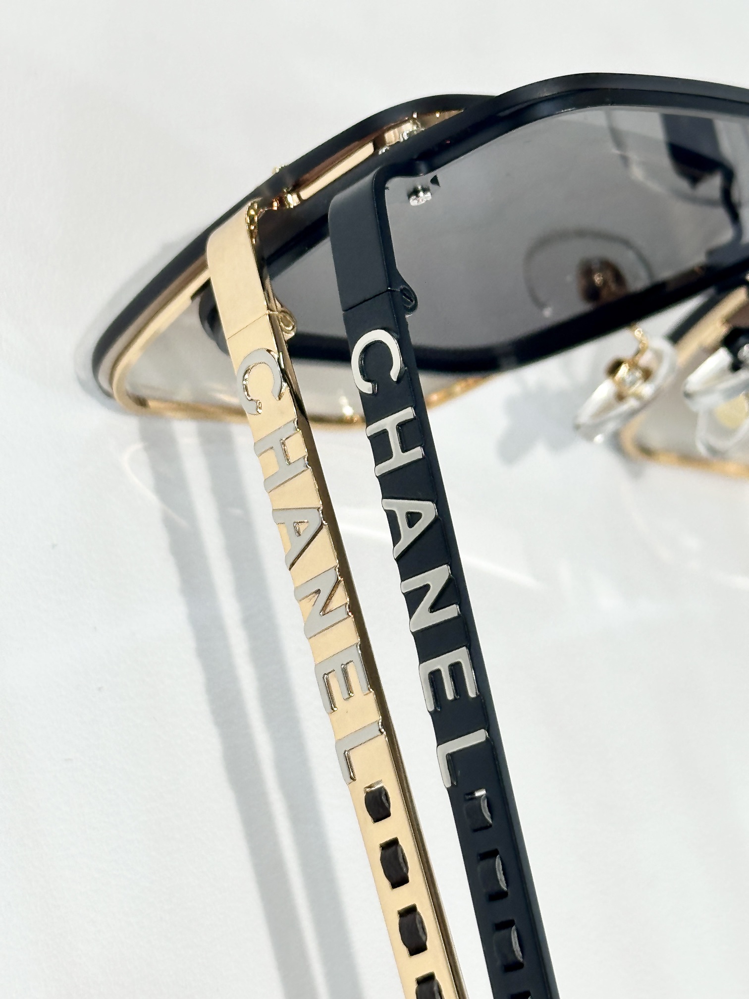  CHANEL
MOD：CH7362
Size：63口15-145

