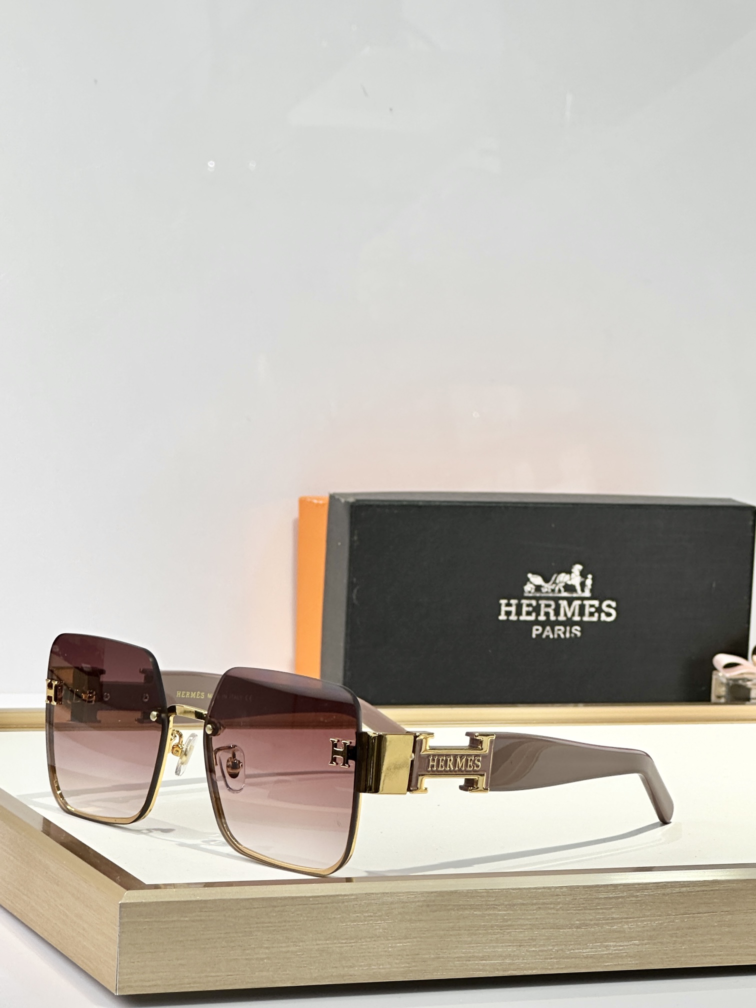  HERME*
MODELH8021
SIZE：53口20-142
