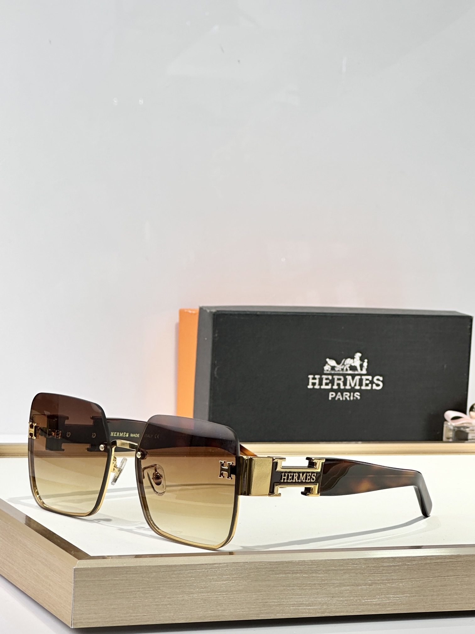  HERME*
MODELH8021
SIZE：53口20-142
