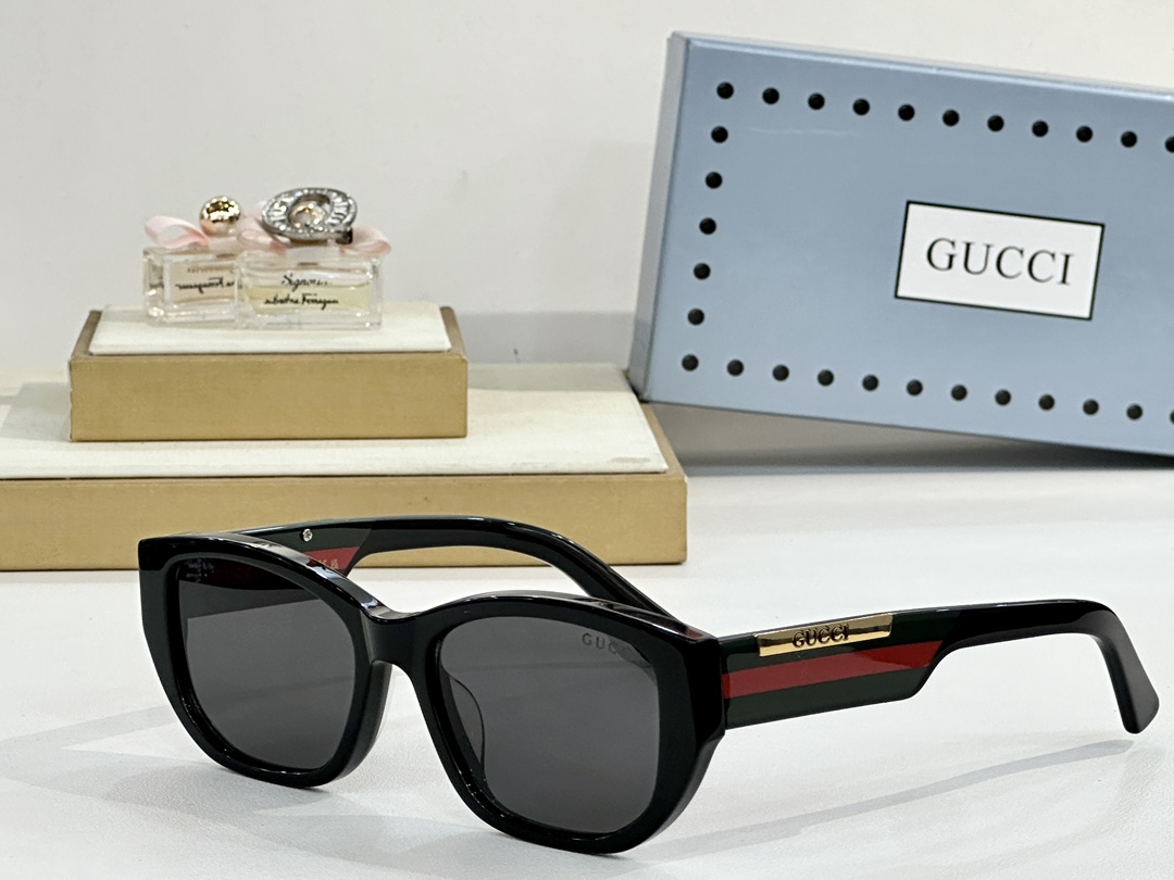  GUCCI
MOD：GG1412
Size：54口19-145
