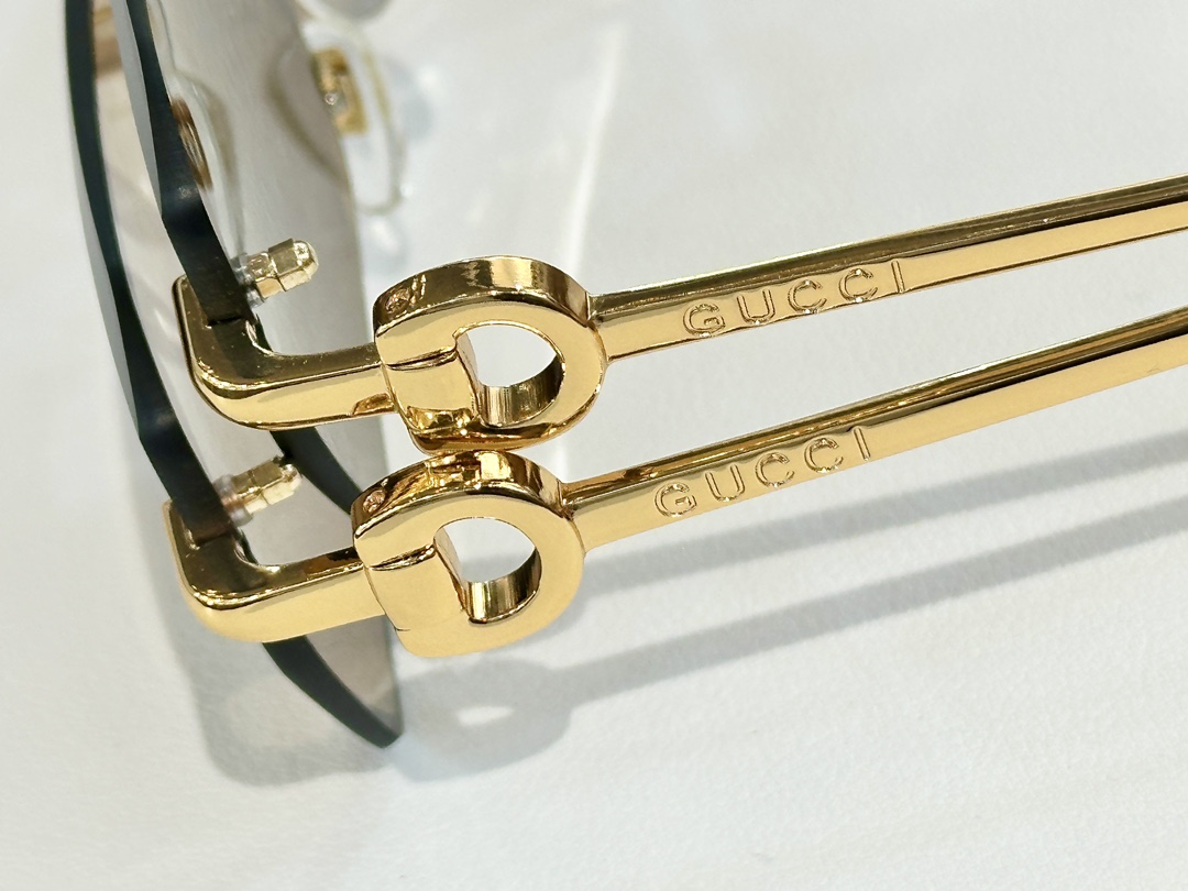  GUCC*
MODEL：GG1655
SIZE：58口17-143
