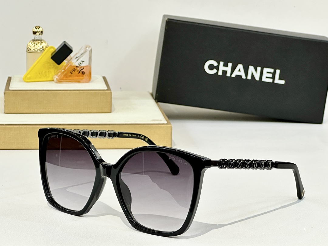  CHANEL
MOD：5546
Size：57口17 145
