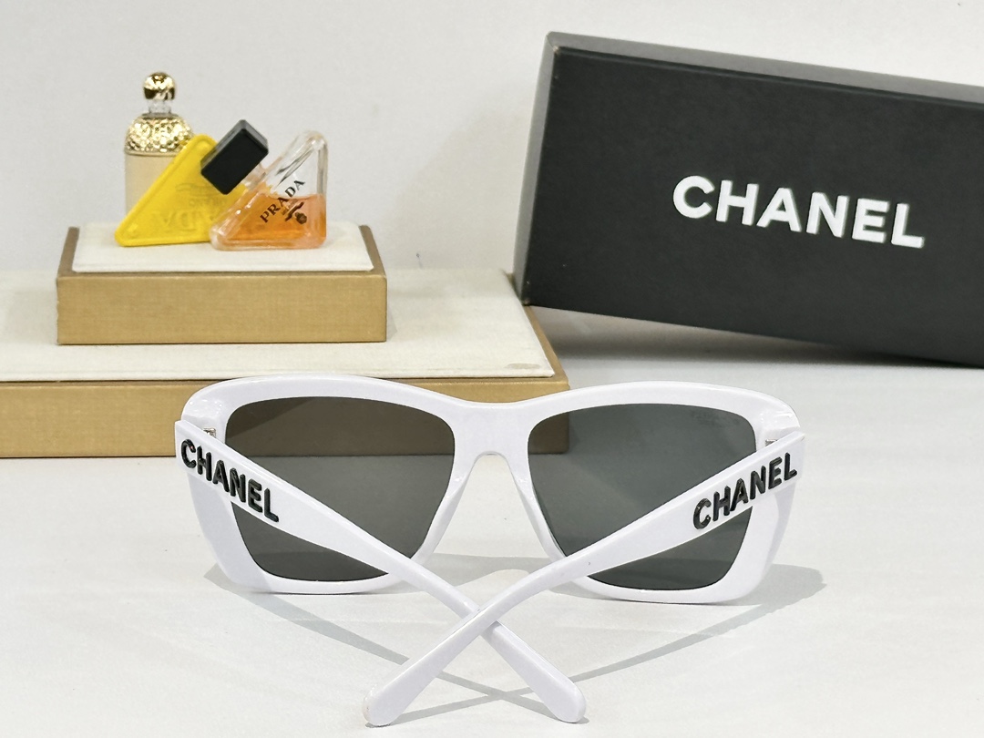 CHANEL
MOD：9126
Size：56口17 145
