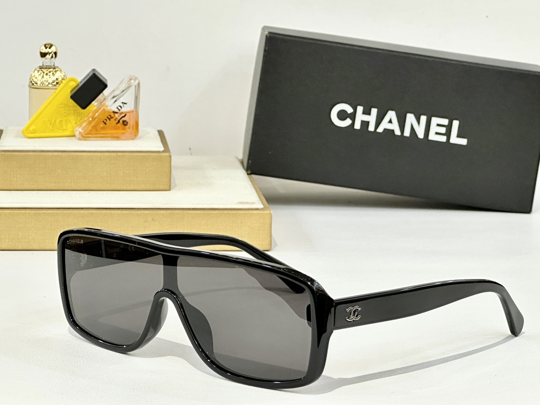  CHANEL
MOD：9121
Size：145
