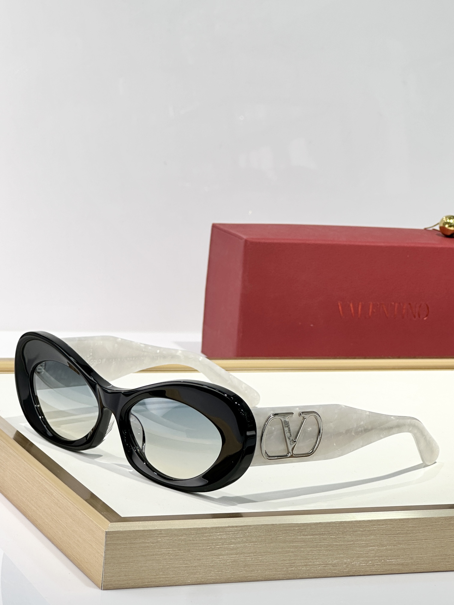  VALENTINOINO
MO D：VLS-178
SIZe：56-17-140
