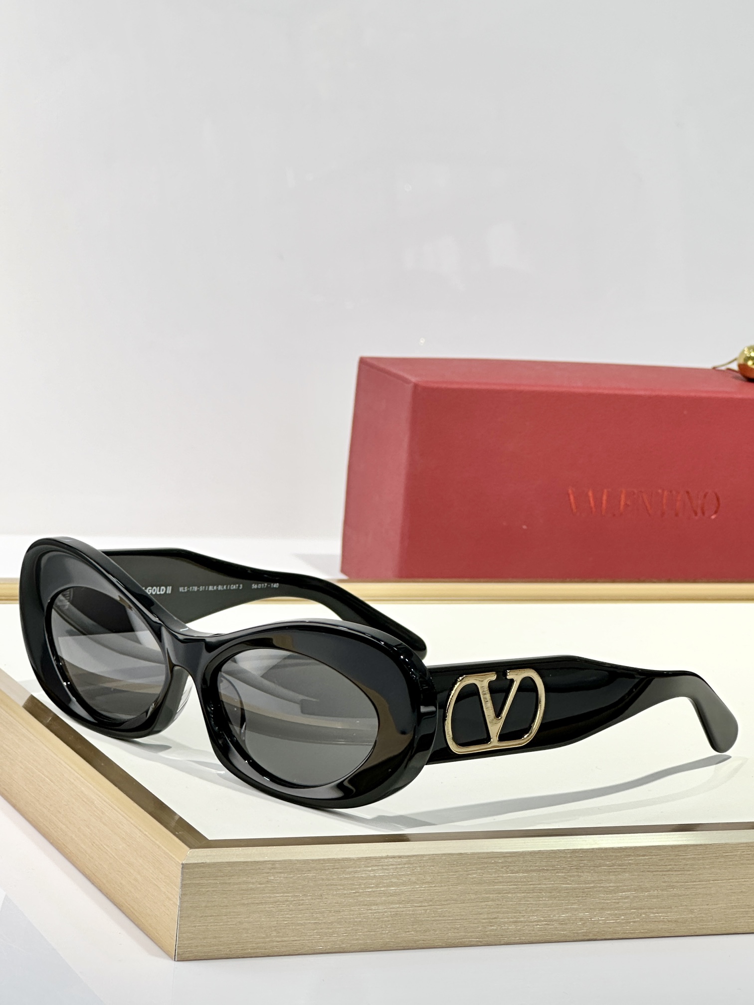 VALENTINOINO
MO D：VLS-178
SIZe：56-17-140
