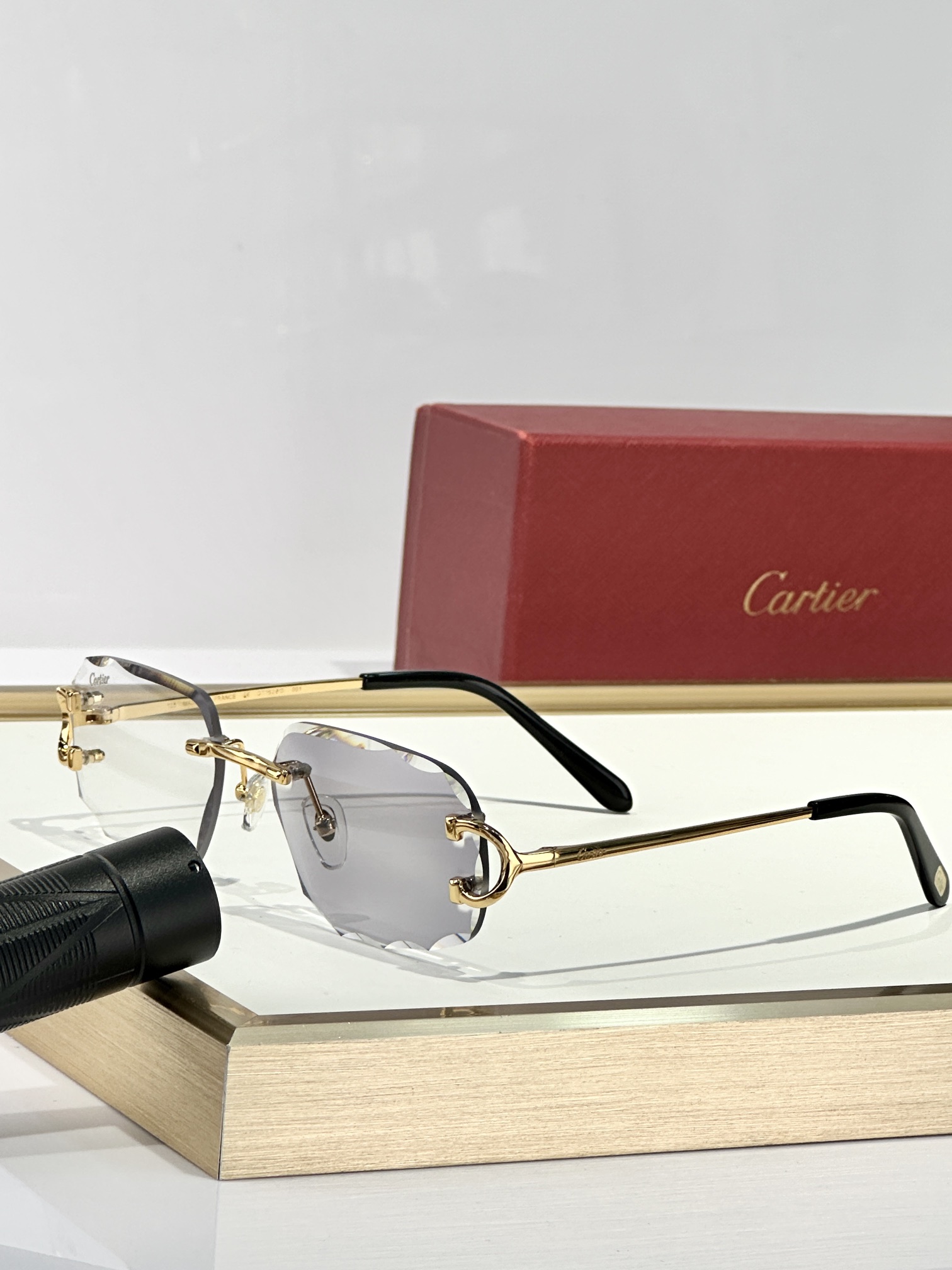  Cartier
MOD：CT1628O
Size：56口17 135
