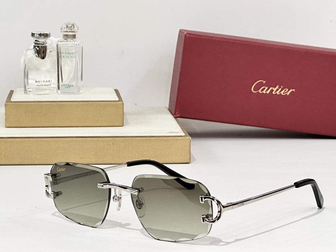  Cartier
MOD：CT1628O
Size：56口17 135
