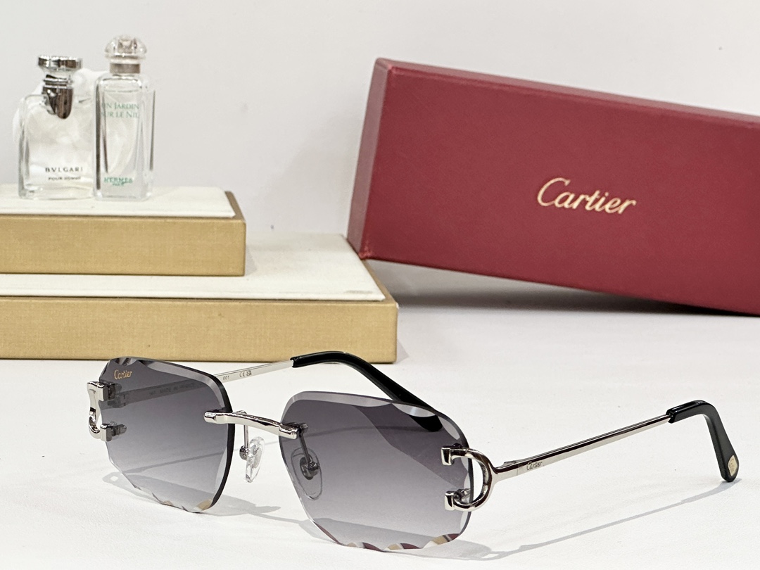  Cartier
MOD：CT1628O
Size：56口17 135

