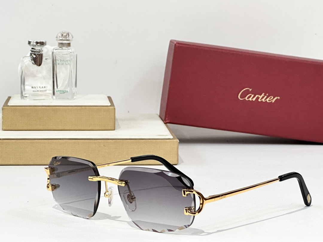  Cartier
MOD：CT1628O
Size：56口17 135
