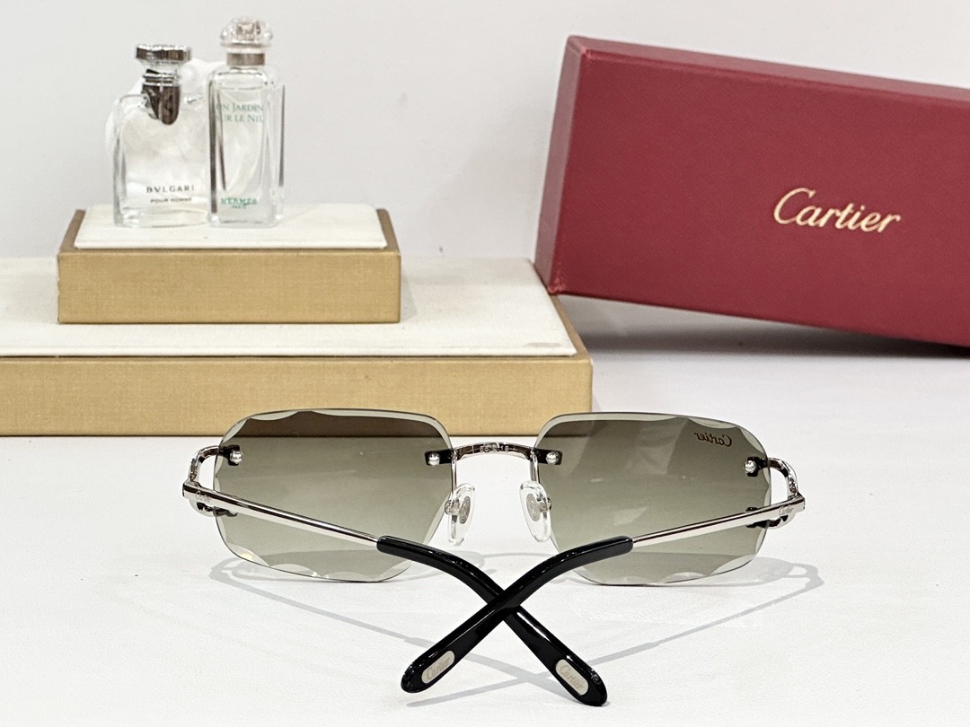  Cartier
MOD：CT1628O
Size：56口17 135
