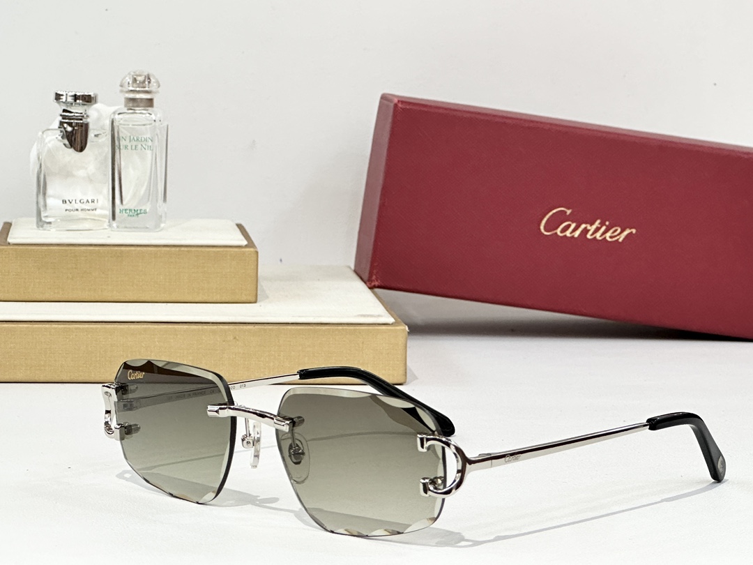  Cartier
MOD：CT1628O
Size：56口17 135
