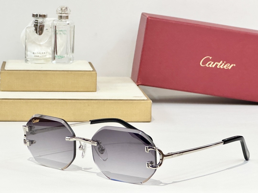  Cartier
MOD：CT1628O
Size：56口17 135

