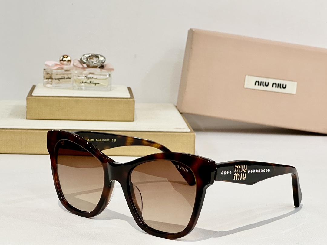  MIU MI*
MOD：Smu70w
Size：53口21-145
