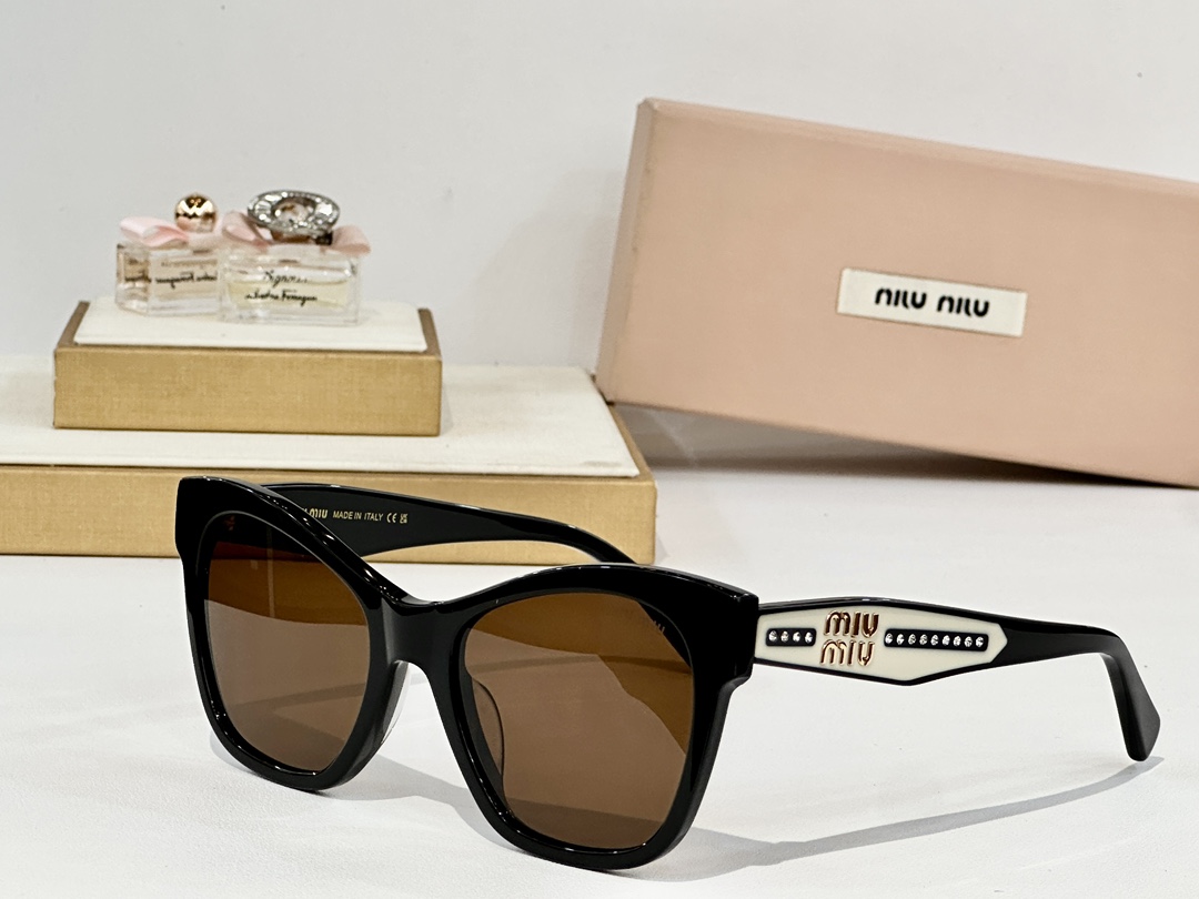  MIU MI*
MOD：Smu70w
Size：53口21-145
