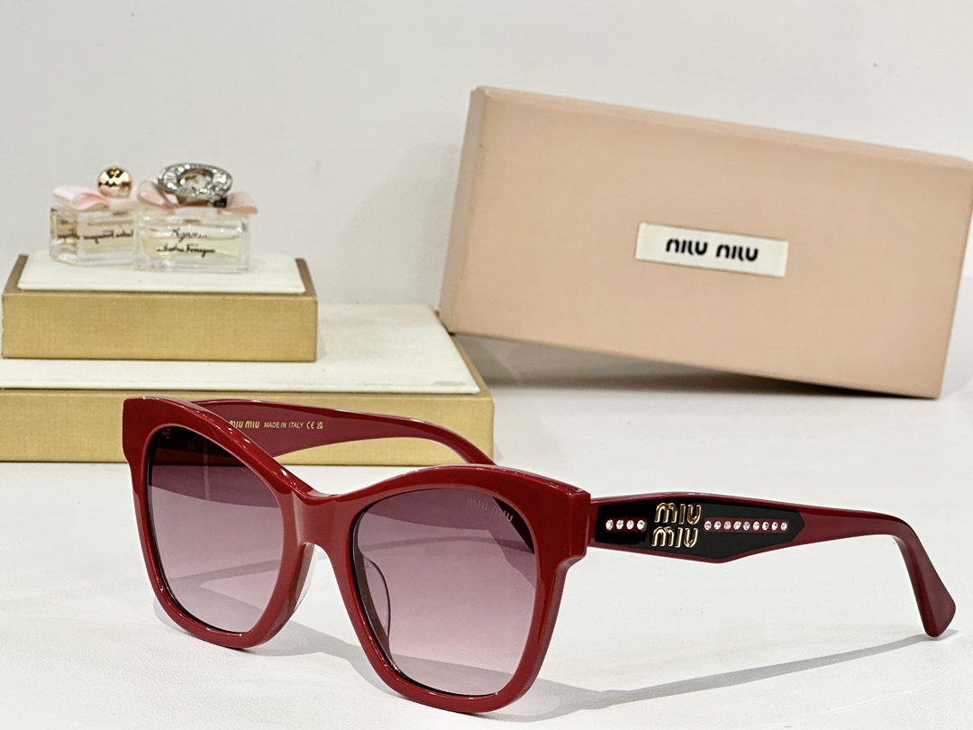 MIU MI*
MOD：Smu70w
Size：53口21-145

