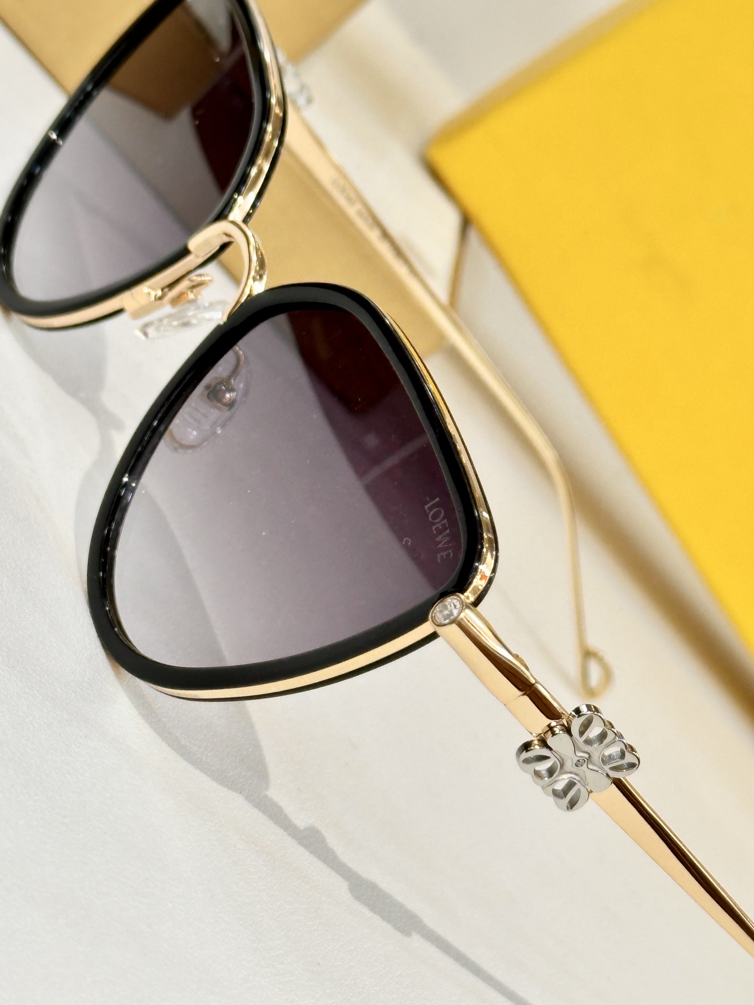  LOEWE
MOD：LW5088S
Size：57口19-142
