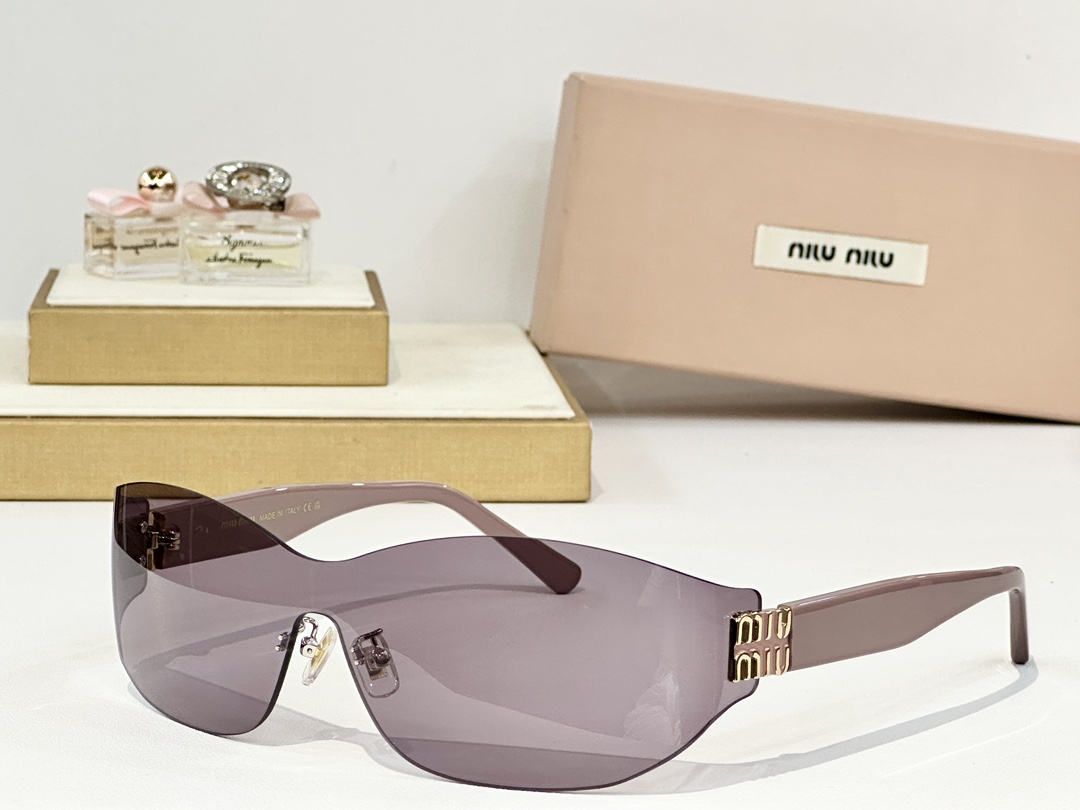  MIU MI*
MOD：Smu69w
Size：66口17-135
