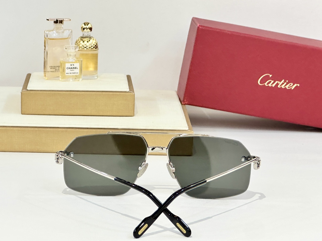  Cartie* 
MODEL：CT0426  
SIZE 48口21-145
