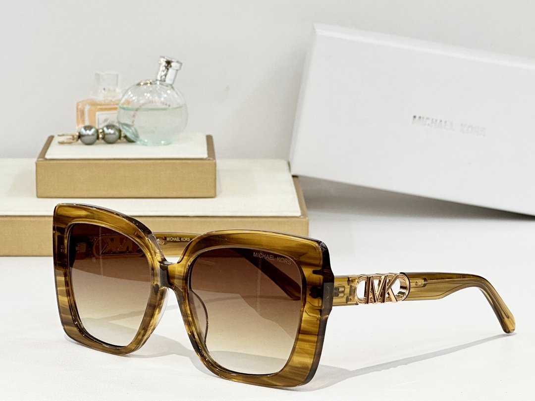  MICHAEL KORS
MOD：MK 2213
Size：57口18 143
