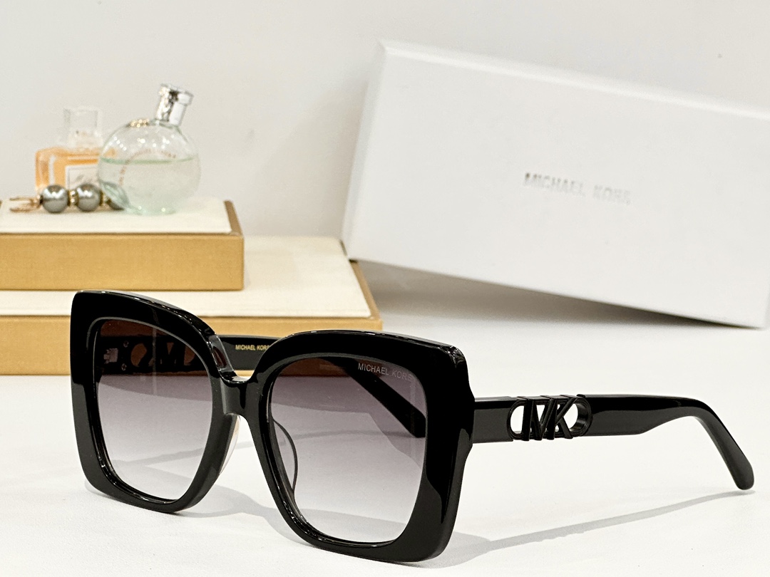  MICHAEL KORS
MOD：MK 2213
Size：57口18 143
