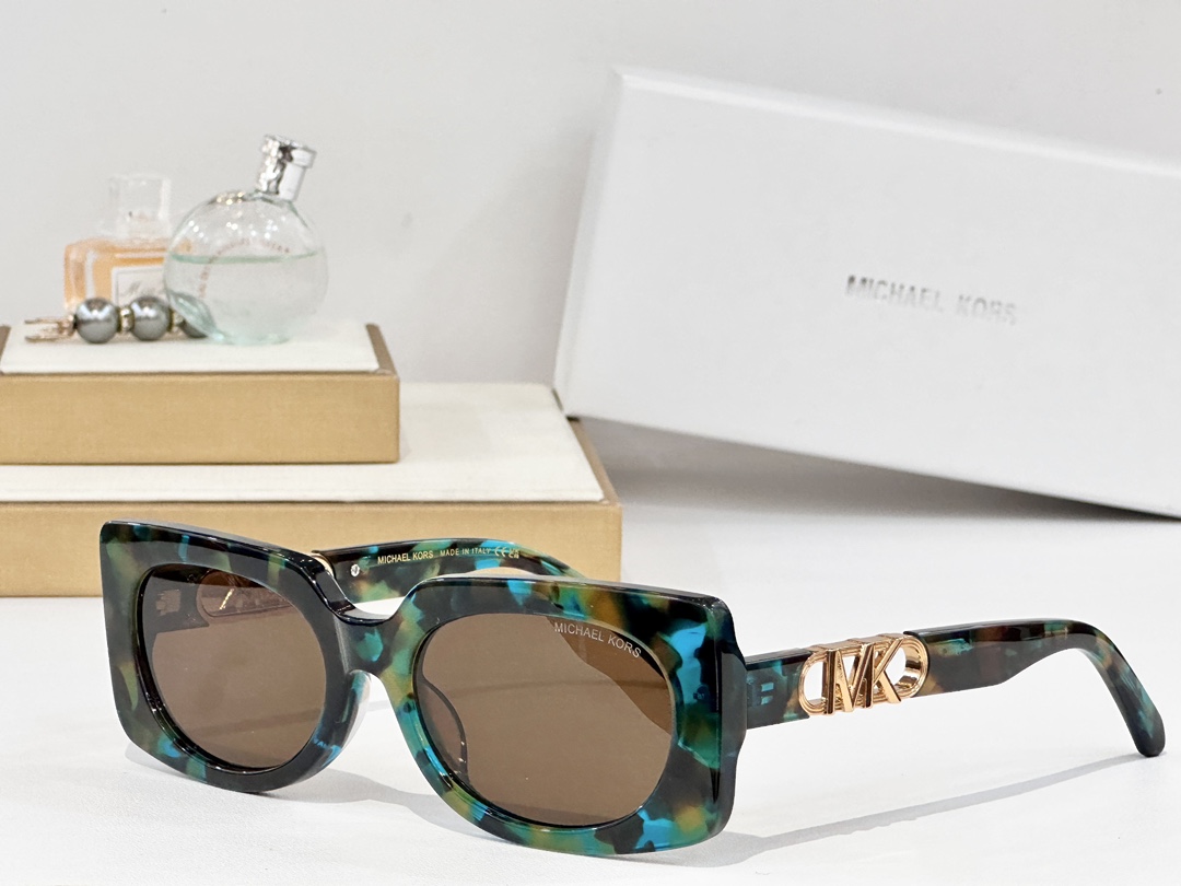  MICHAEL KORS
MOD：MK 2215
Size：53口19 143
