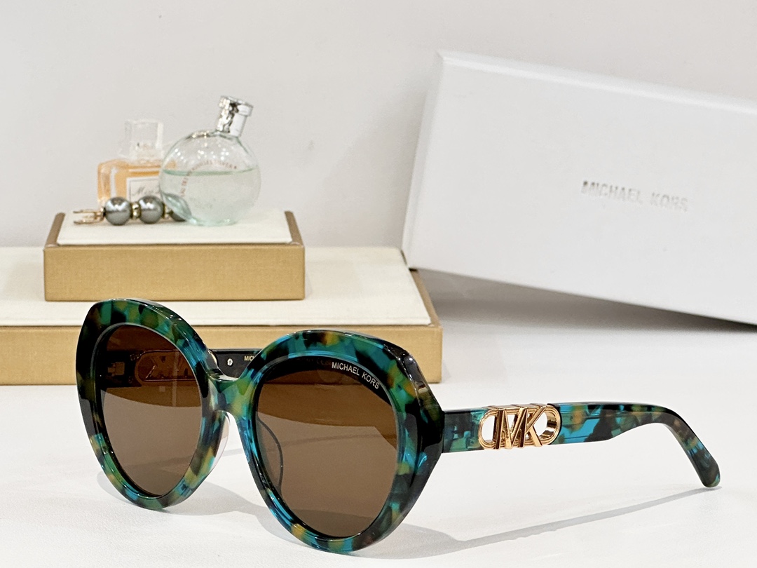 MICHAEL KORS
MOD：MK 2214
Size：56口19 143
