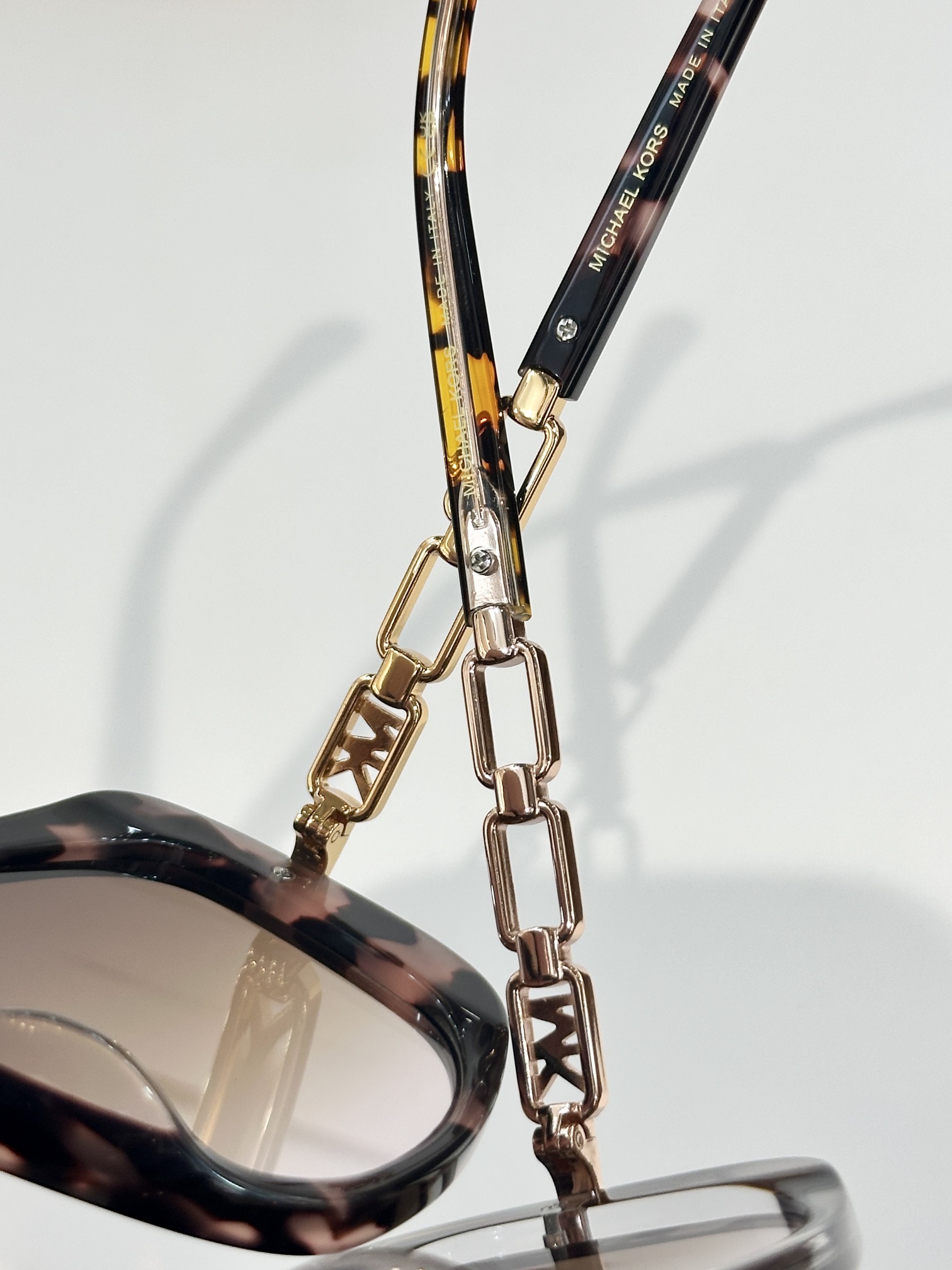  MICHAEL KORS
MOD：MK 2177
Size：56口19 140
