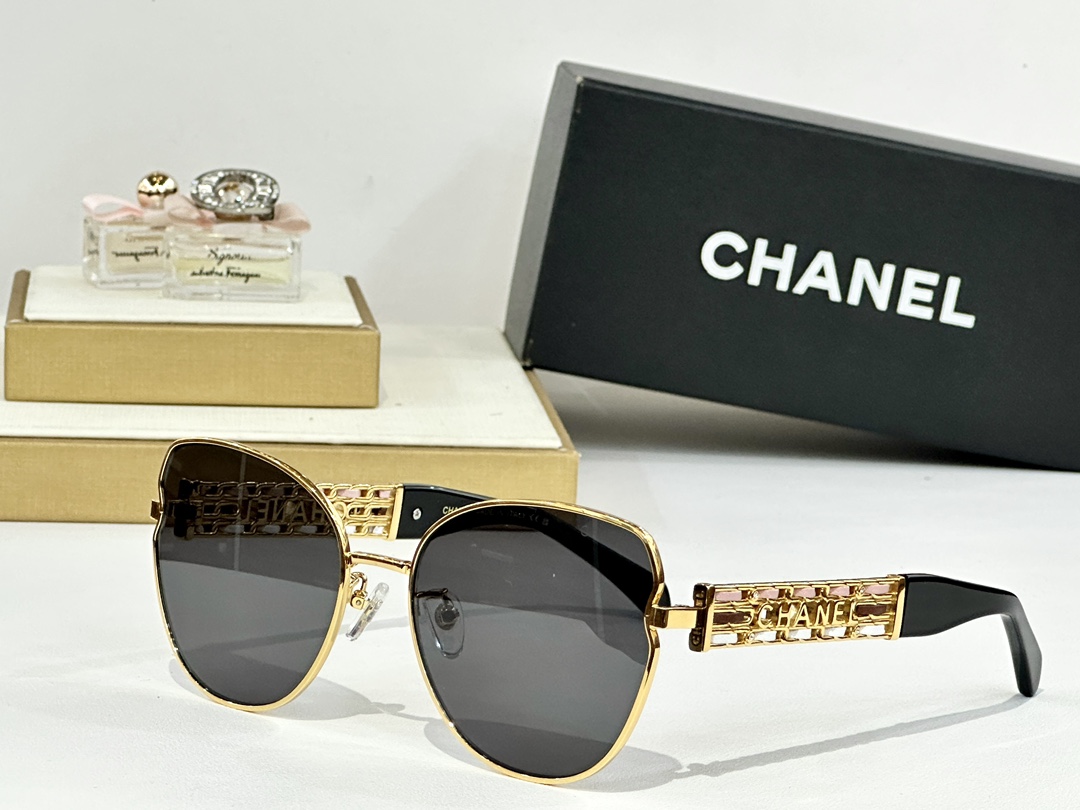  CHANEL
MOD：CH8055
Size：55口19-140
