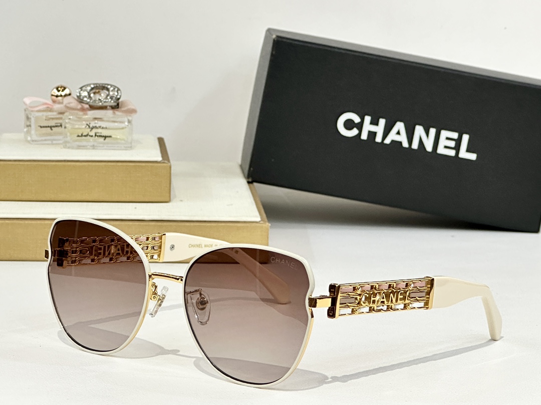  CHANEL
MOD：CH8055
Size：55口19-140
