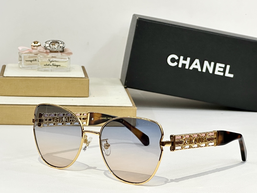  CHANEL
MOD：CH8055
Size：55口19-140
