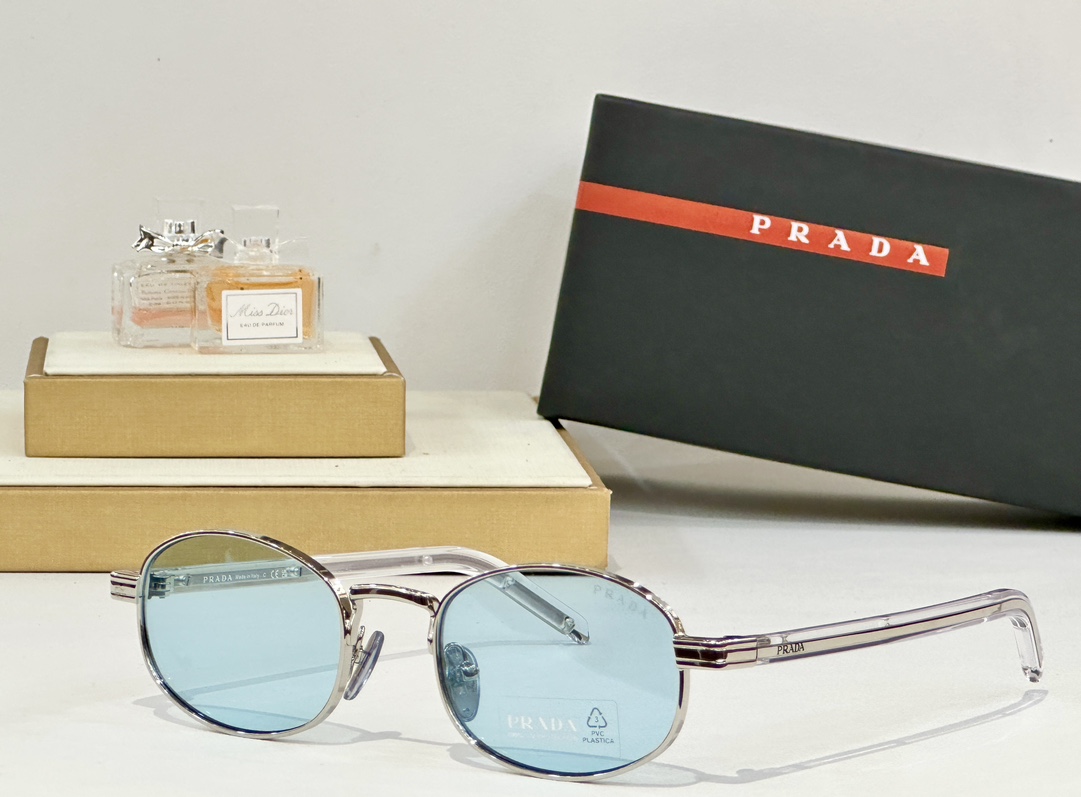 PRADA
Mod：SPRB53
Size：52口21-145

变色：