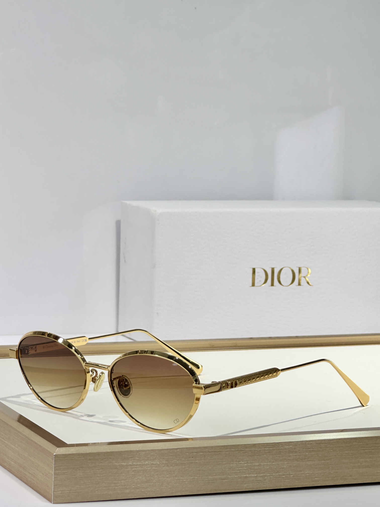  DIOR
MOD：DiorCanngeR1U
Size：53口16 140
