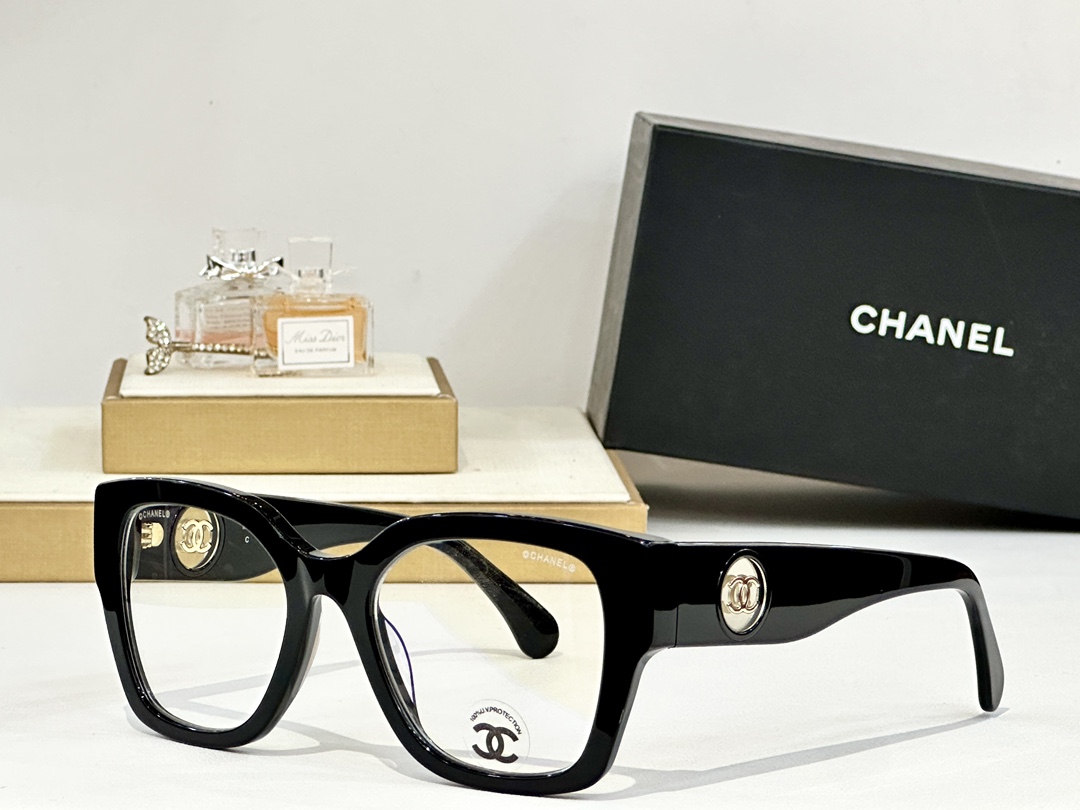  CHANEL
MOD：C71483
Size：54口21 145
