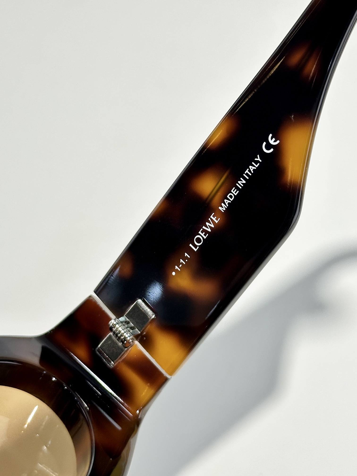  LOEW* 
MODEL：LW40171U 
SIZE：62口16-130
