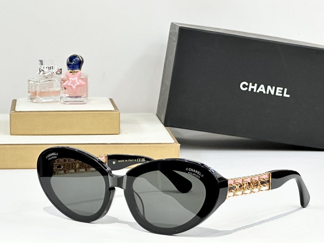  CHANEL
MOD：CH5537Q
Size：54口19 143

