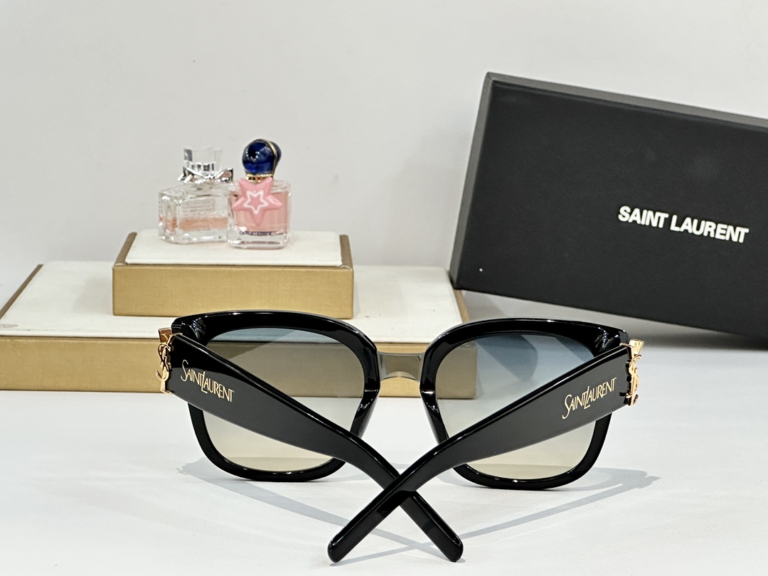  SAINT LAURENT
MOD：SL M255
Size：54口24 145
