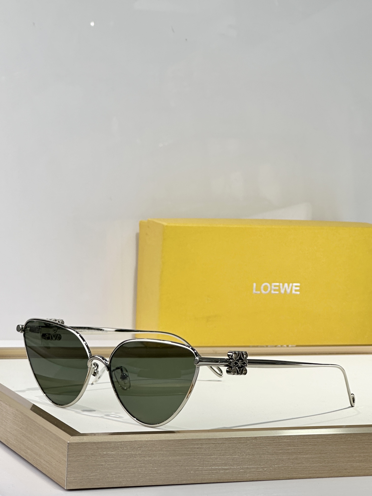  LOEWE
MODLW50037U
SIZE60口16-145

