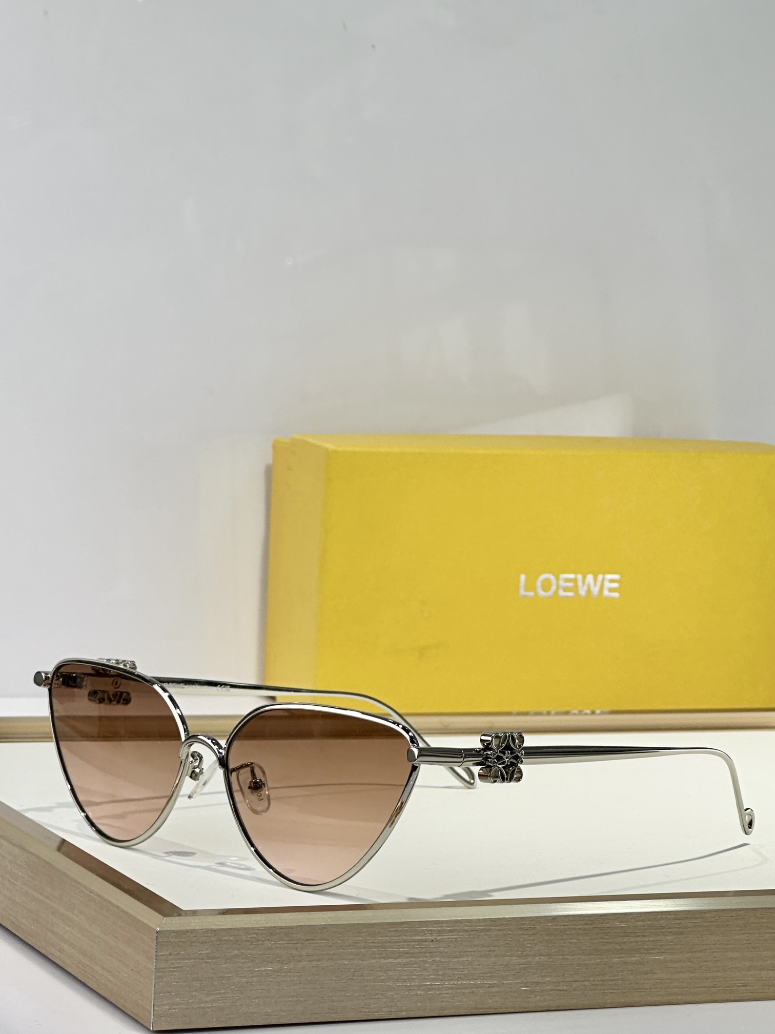  LOEWE
MODLW50037U
SIZE60口16-145
